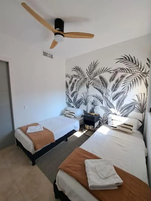 The Retreat, Valle Del Este Modern Apartment Vera